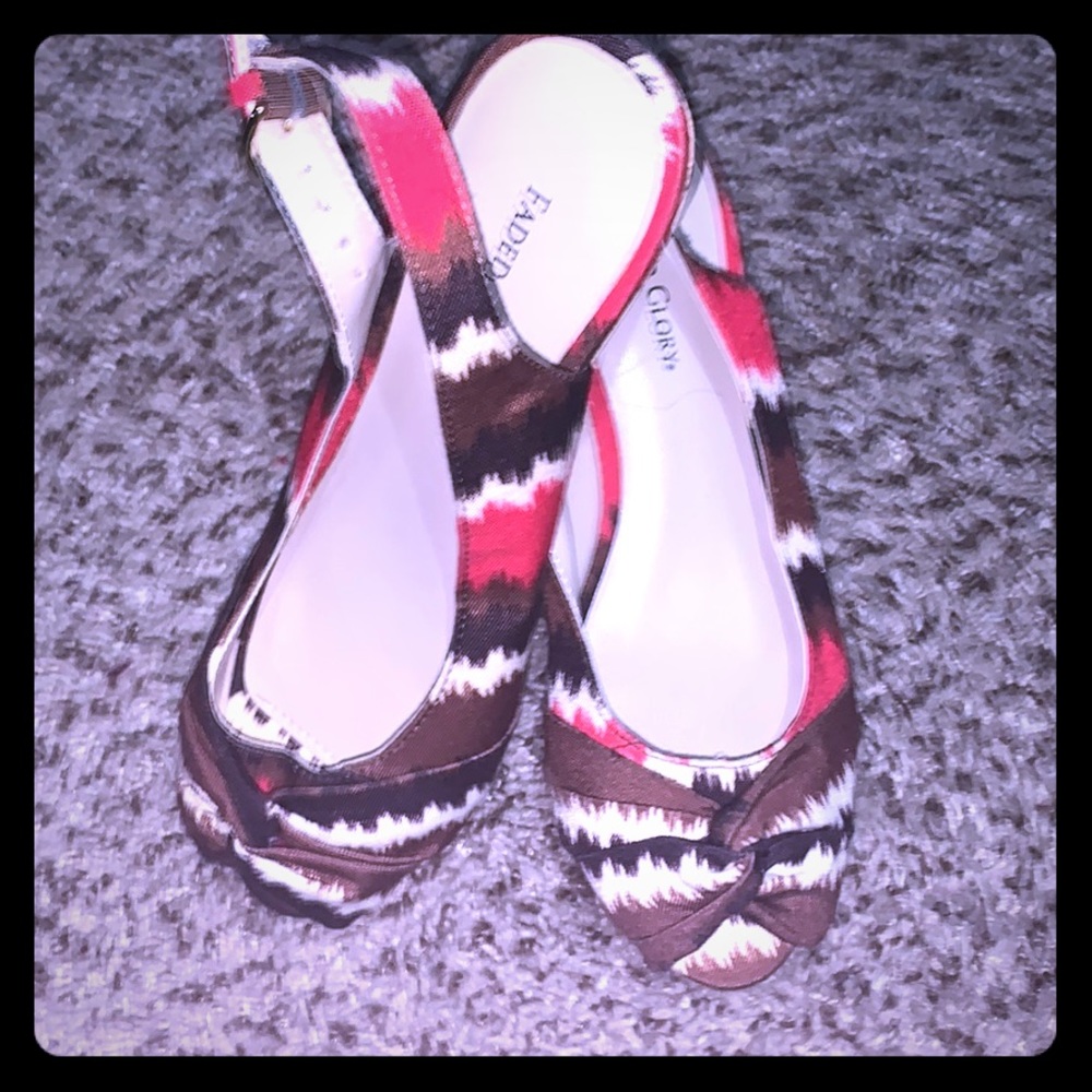 Faded glory wedges